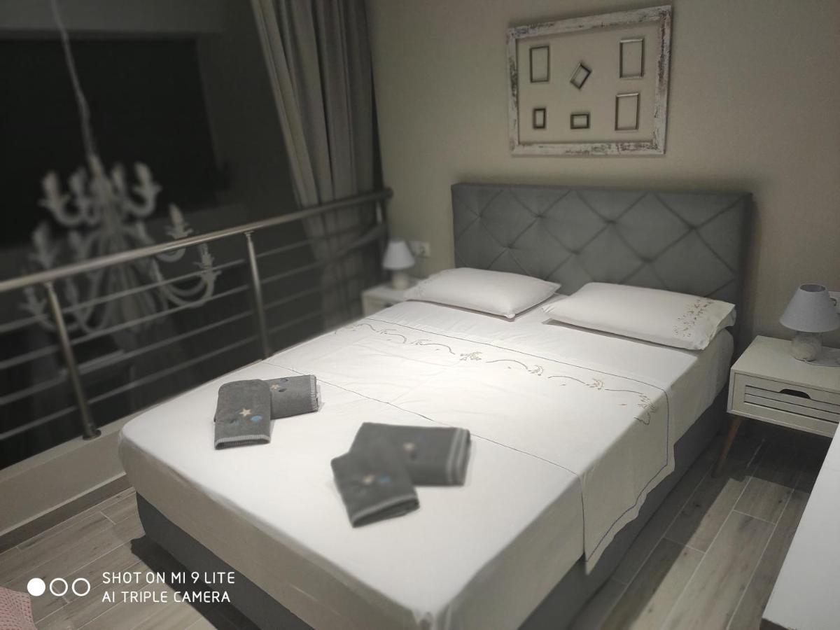 Kamares Suites Nea Kallikrateia Dış mekan fotoğraf